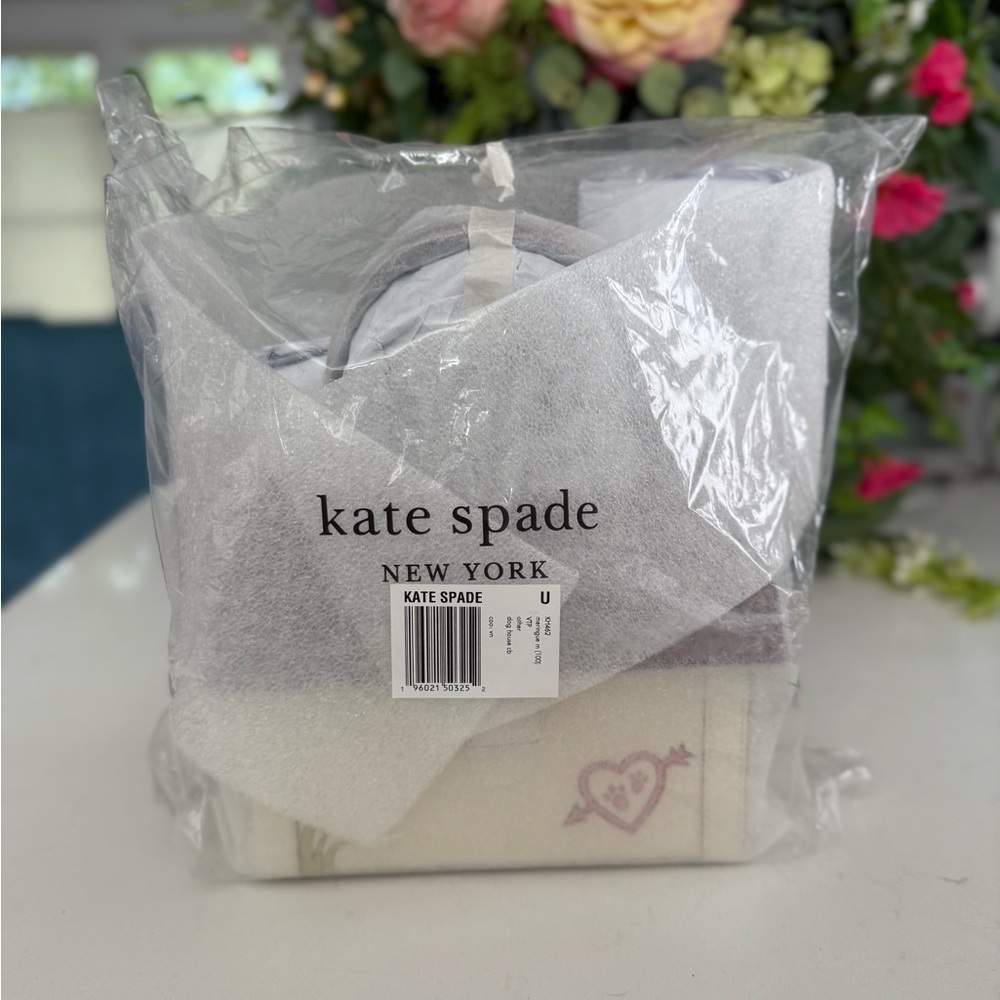 KATE SPADE DISNEY X KATE SPADE LADY & THE TRAMP DOG HOUSE CROSSBODY ~ NWT - Picture 4 of 14